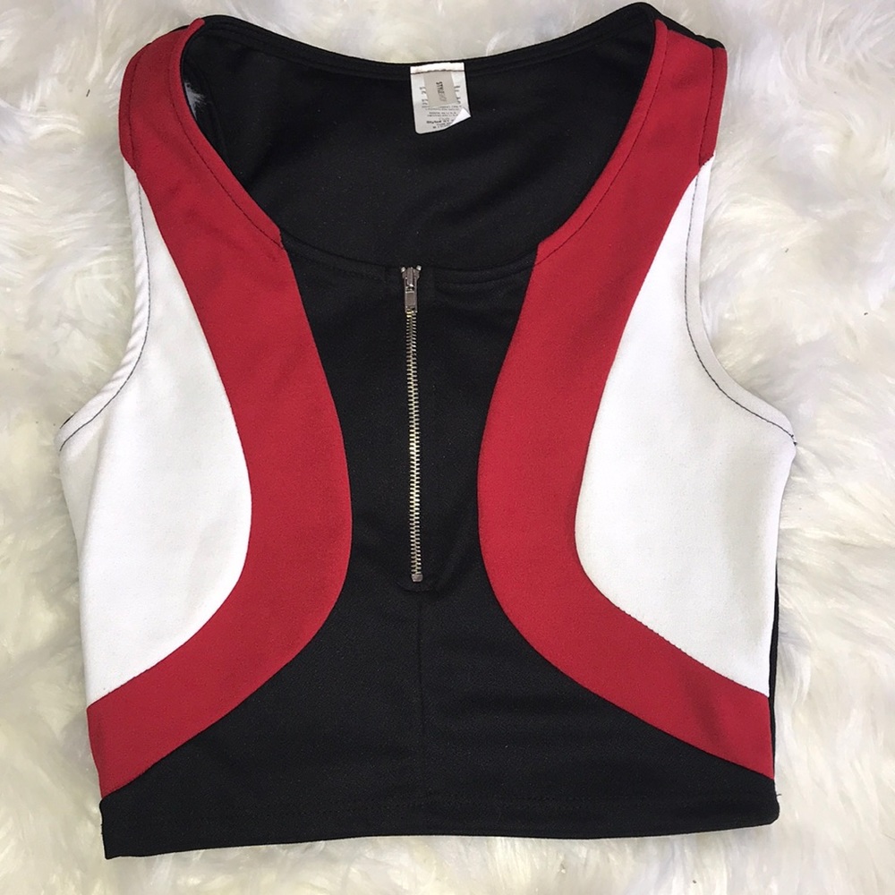 New crop top, 3/4 zipper up